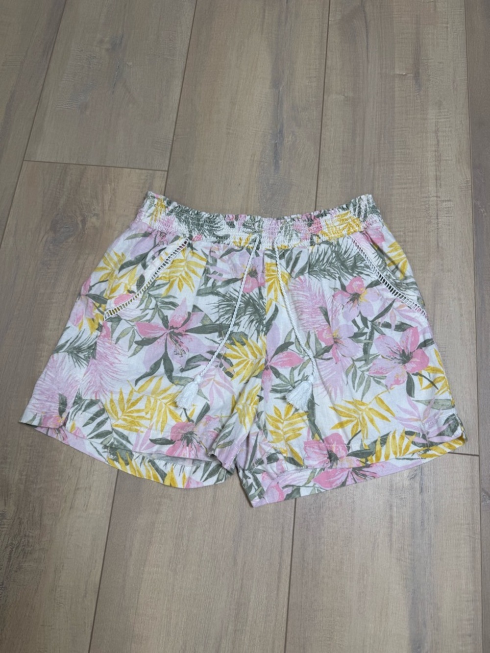 Briggs New York Floral Elastic Waist Shorts - Pink, Yellow & Green